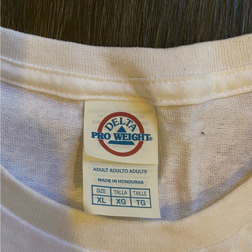 White Graphic T-Shirt rose bowl - Picture 3 of 3